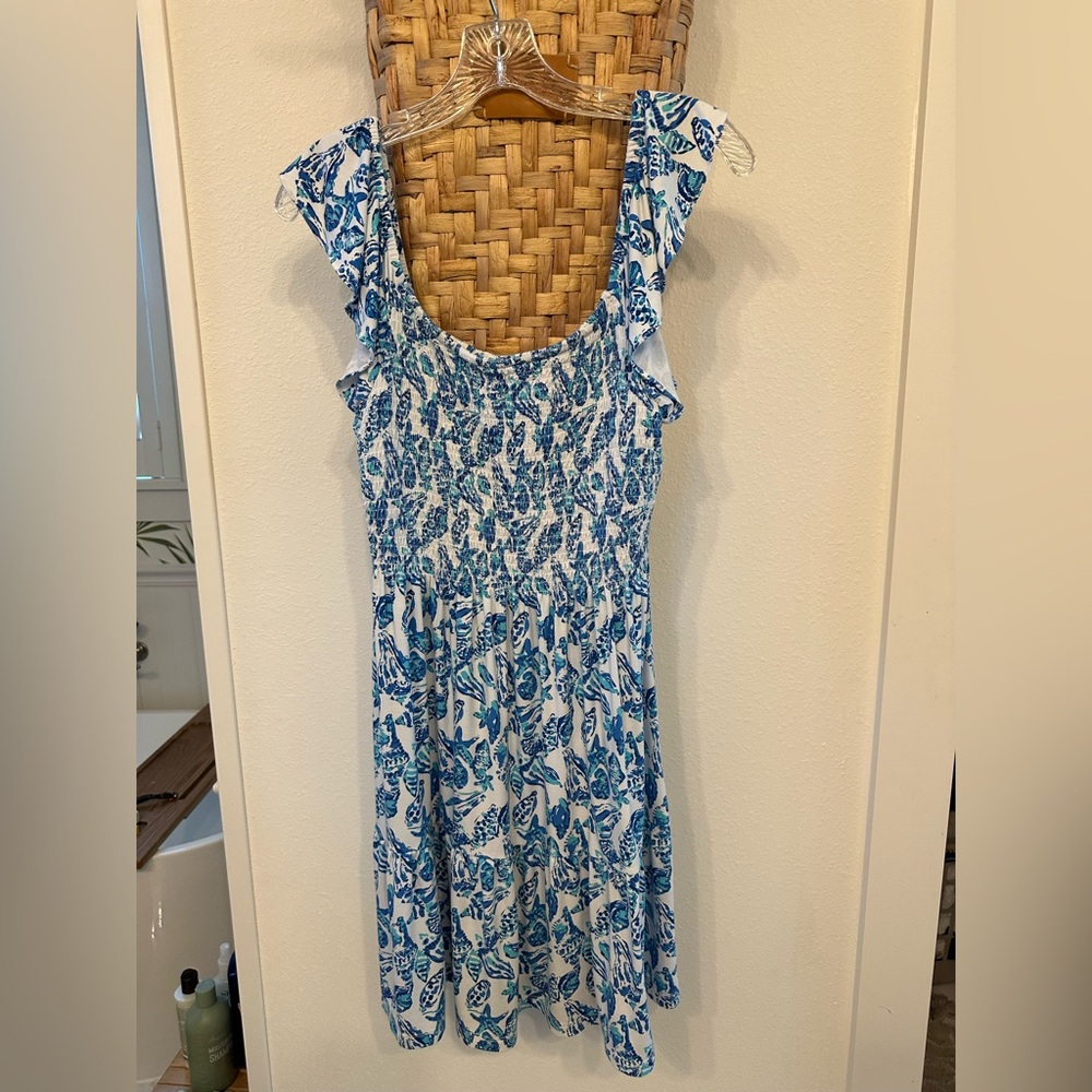 Lilly Pulitzer cotton she’ll dress size L.